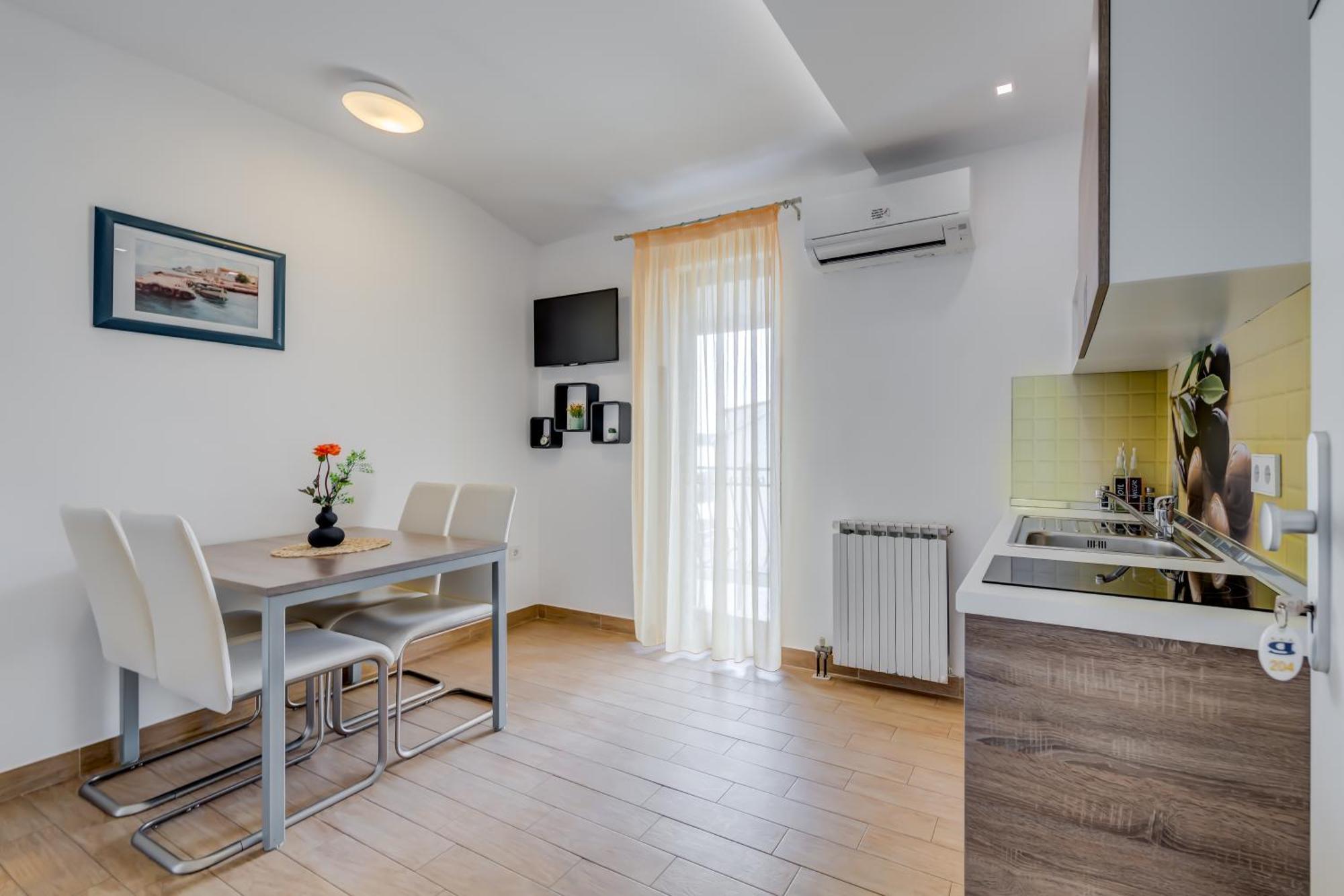 Apartments G Трогир Номер фото