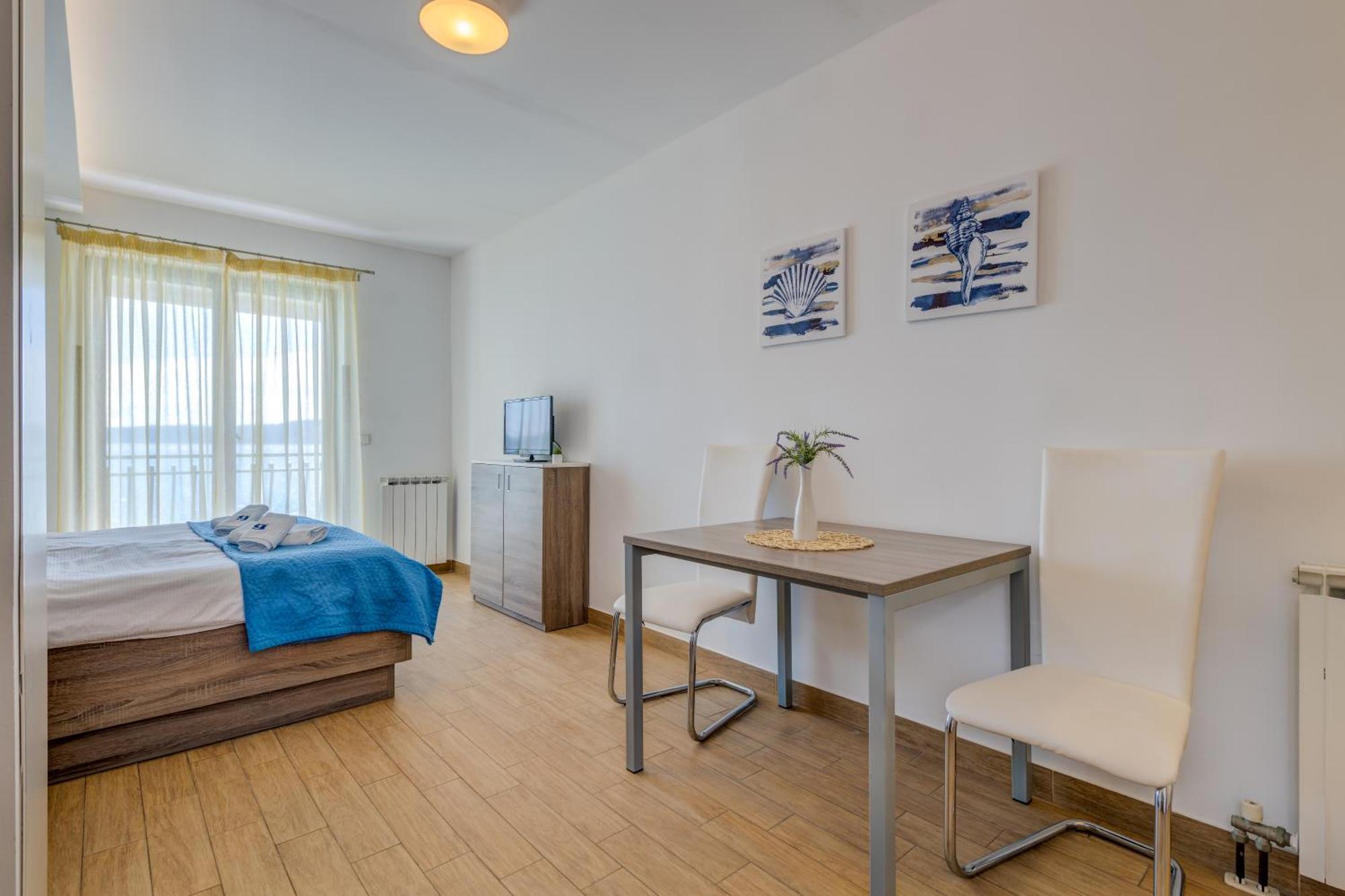 Apartments G Трогир Номер фото