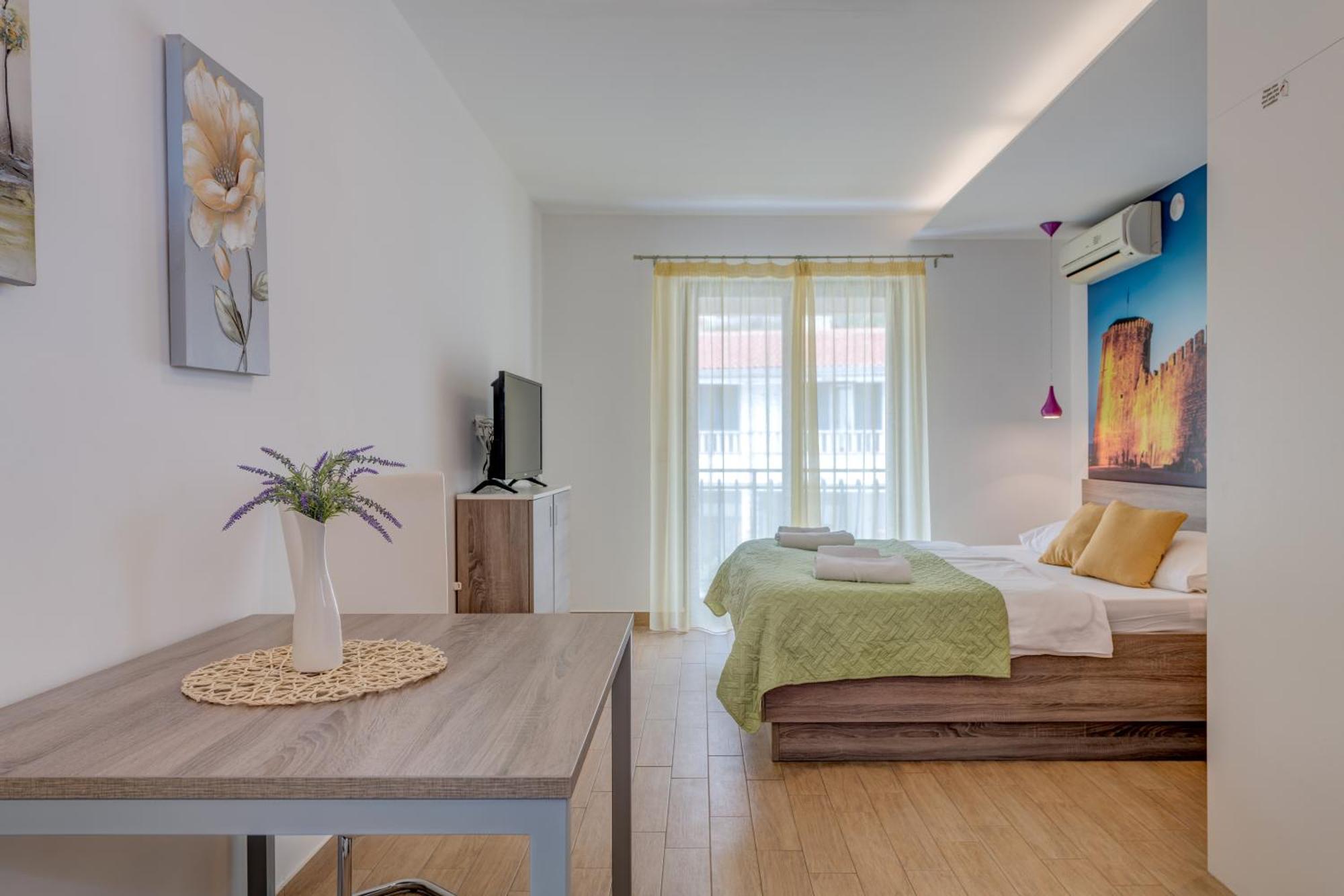 Apartments G Трогир Номер фото