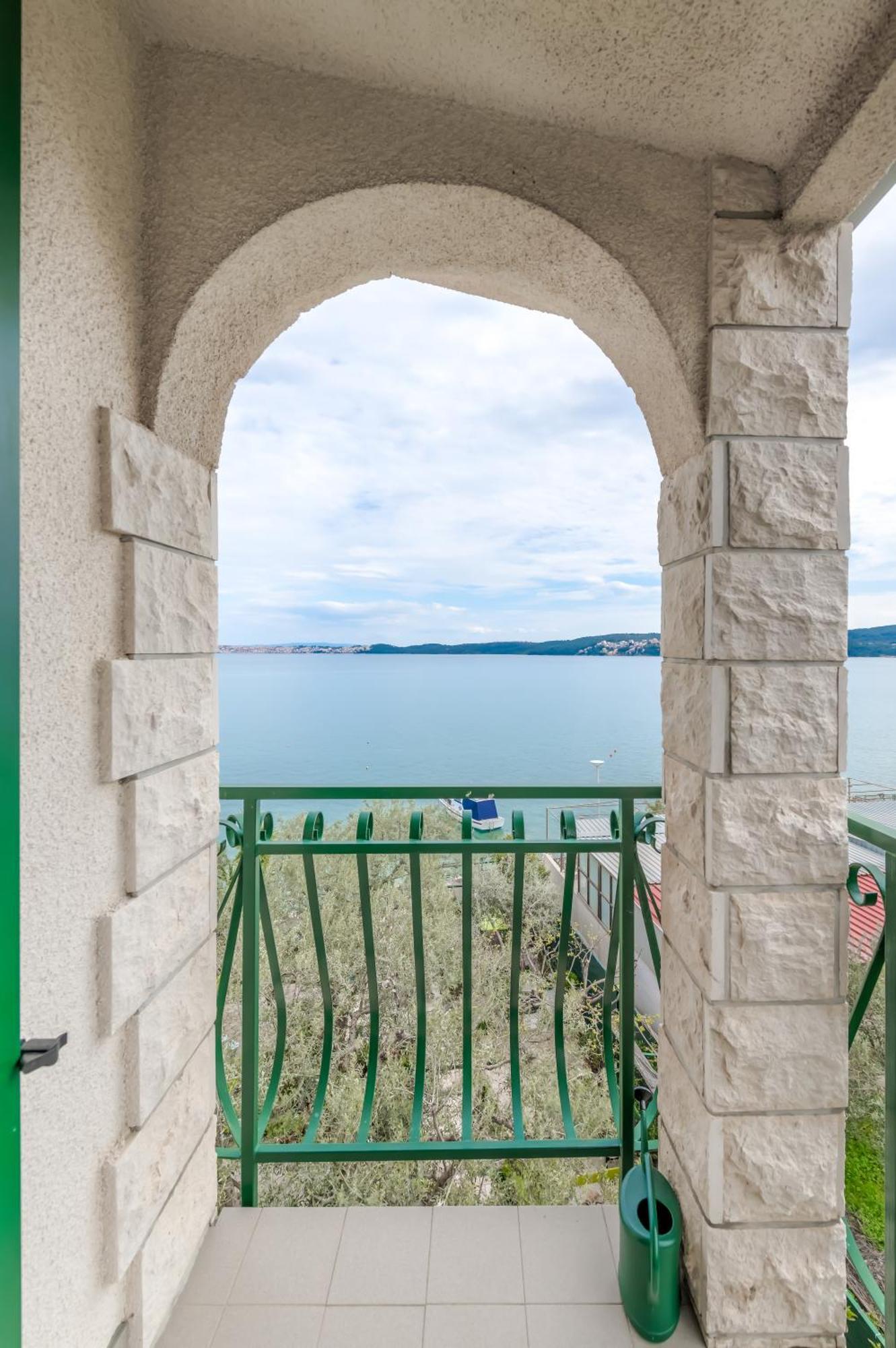 Apartments G Трогир Номер фото